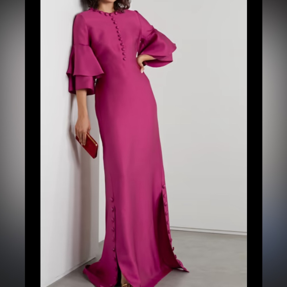 Reem Acra gown size small